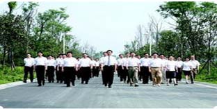 亞寶藥業(yè)成長記：沐浴改革春風，用創(chuàng)新推動車